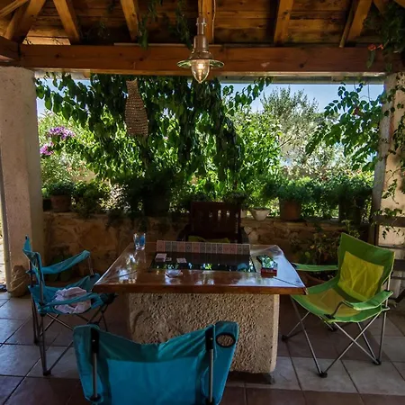 Mit Terrasse, Grill, Garten Und Meerblick *